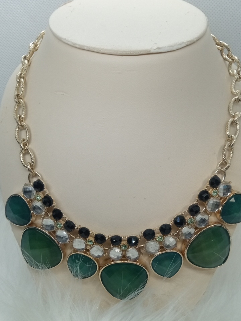 WHITEHOUSE BLACK MARKET NECKLACE - Picture 1 of 8